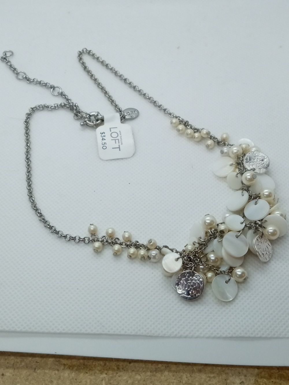LOFT FAUX PEARL/SHELL NECKLACE - Picture 7 of 9